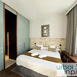 Urban Flat 155 - Luxury 2 Bedroom Flat In Paris
